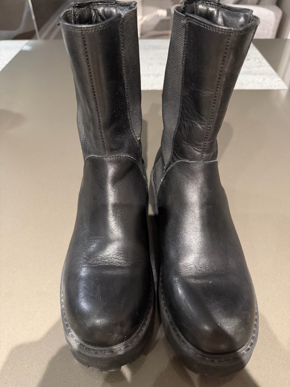 Vagabond Black Chunky Sole
Boots  size 38